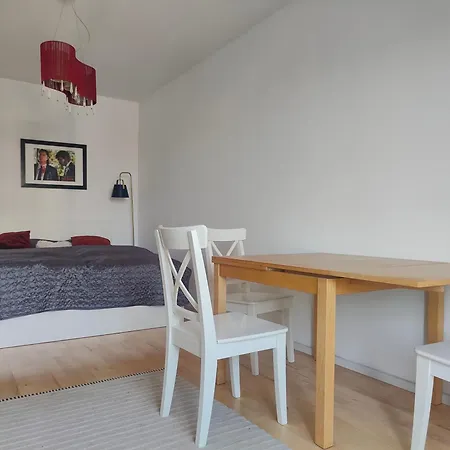 Apartment Attic 4685